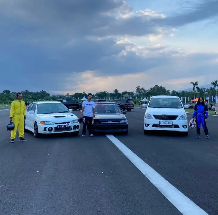 Beranda Garasi Muska