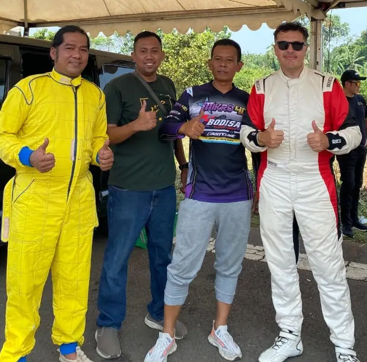 Beranda Rifat Sungkar