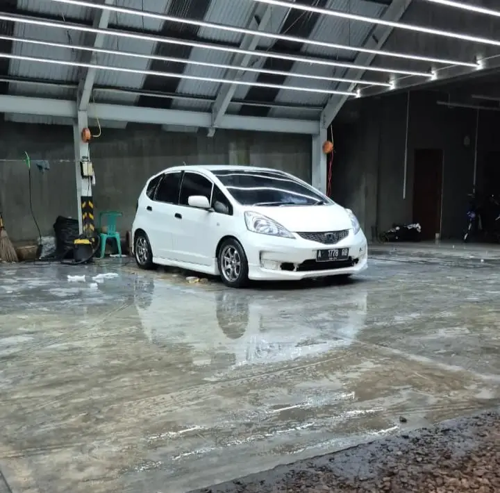 Beranda Garasi Muska